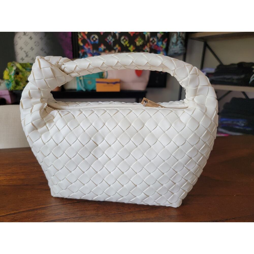CREAM WOVEN ARM BAG NWT